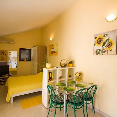 Apartment Colours Biograd Na Moru